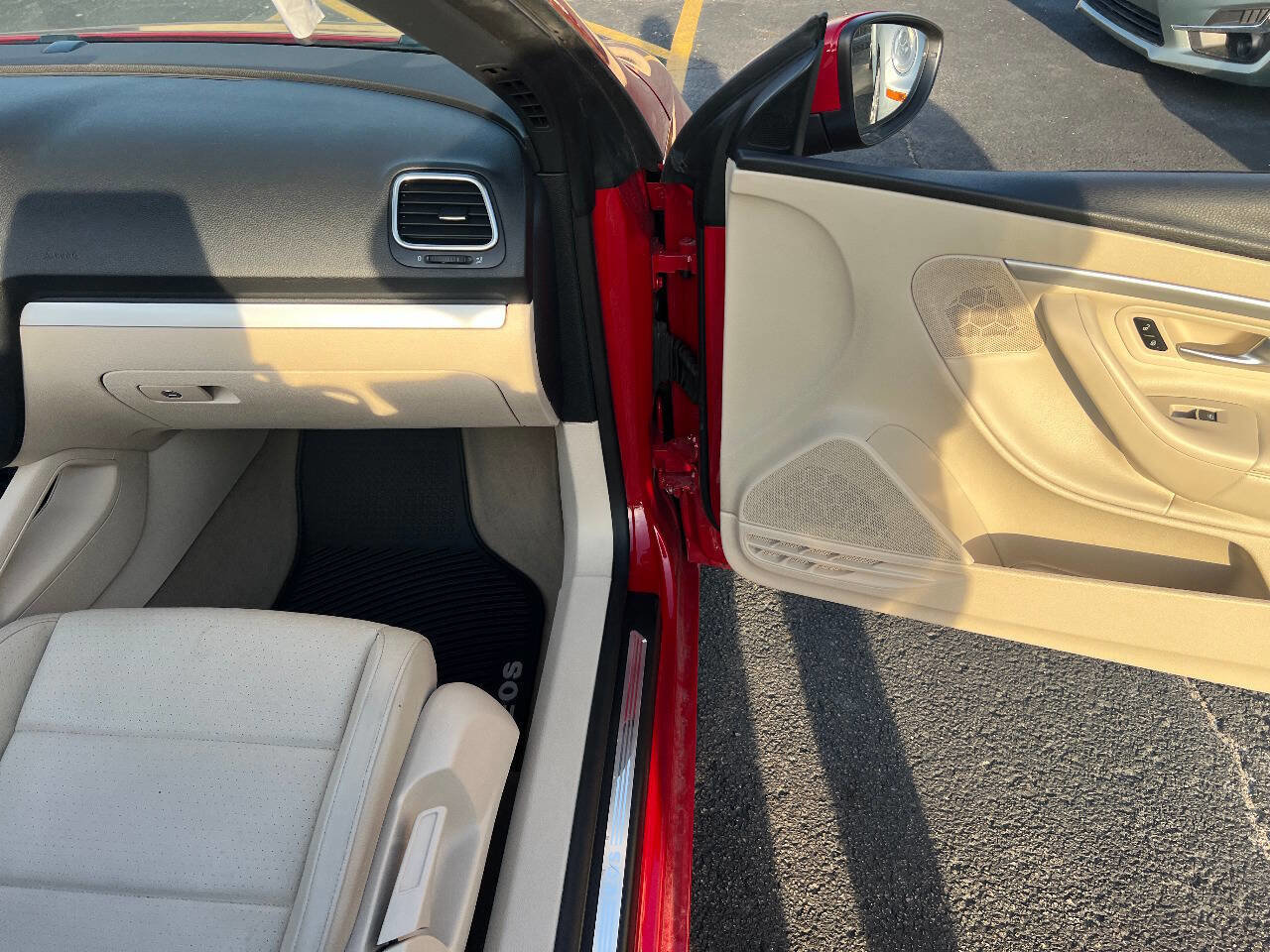 Used 2014 Volkswagen Eos Komfort image 30
