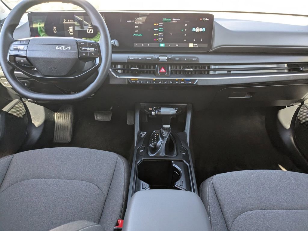 Used 2025 Kia K4 LXS image 15