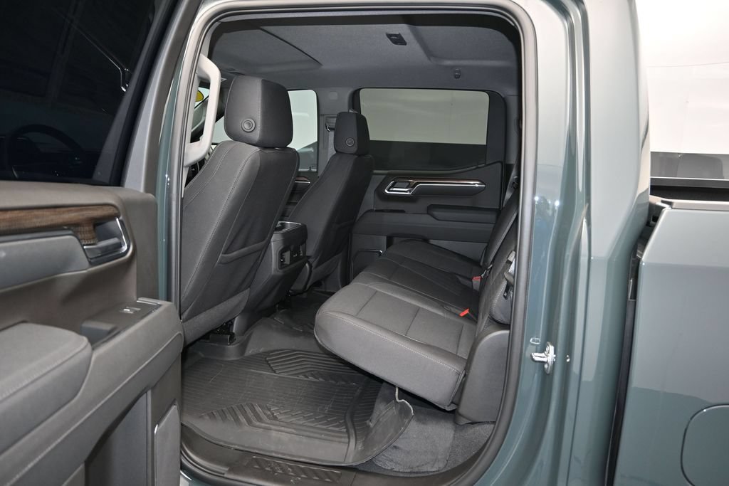 Used 2026 Chevrolet Silverado 1500 LT Trail Boss w/ Safety Package AWD/4WD image 13