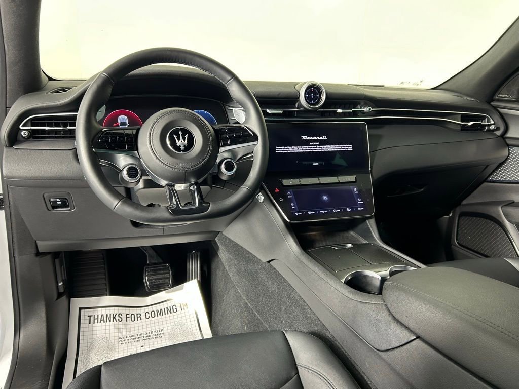 Used 2023 Maserati Grecale GT image 21