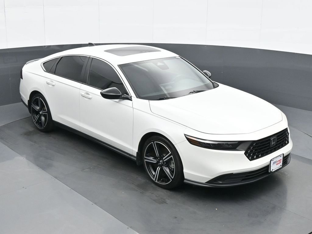 Used 2023 Honda Accord Sport image 24