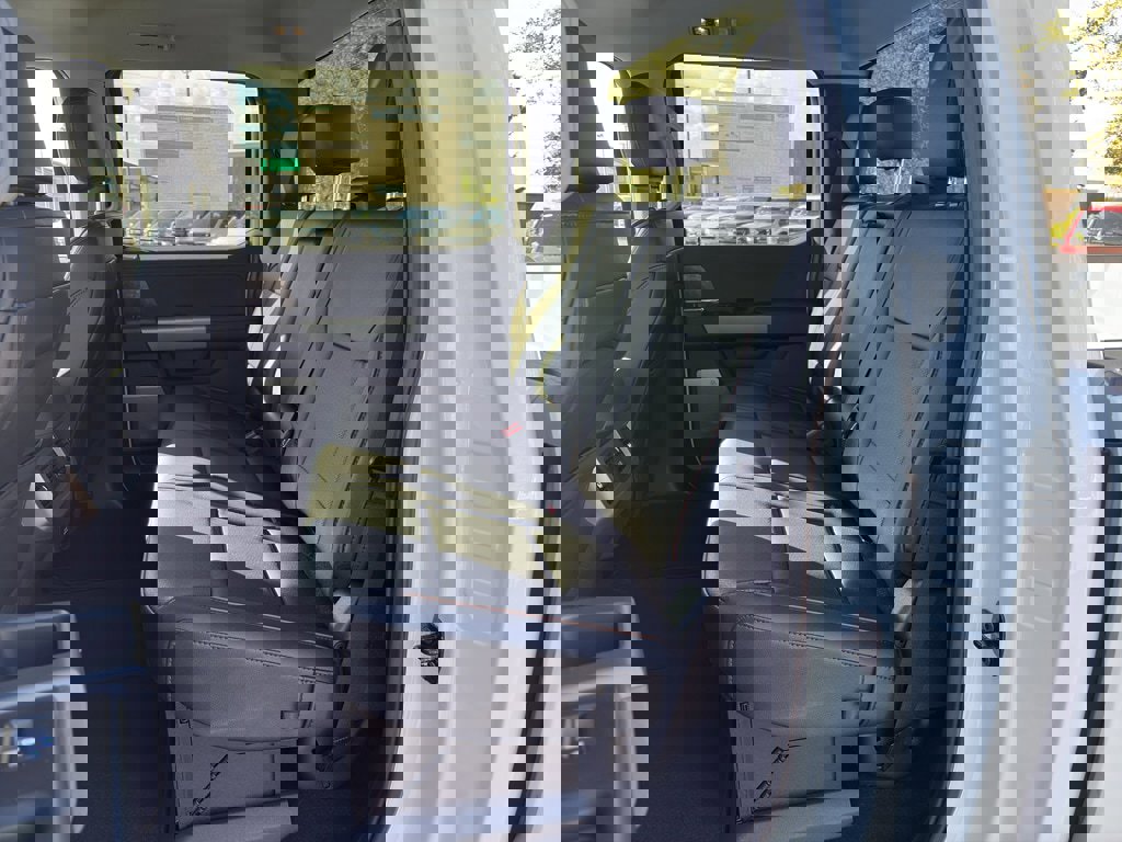 New 2026 Ford F350 Lariat w/ FX4 Off-Road Package image 30