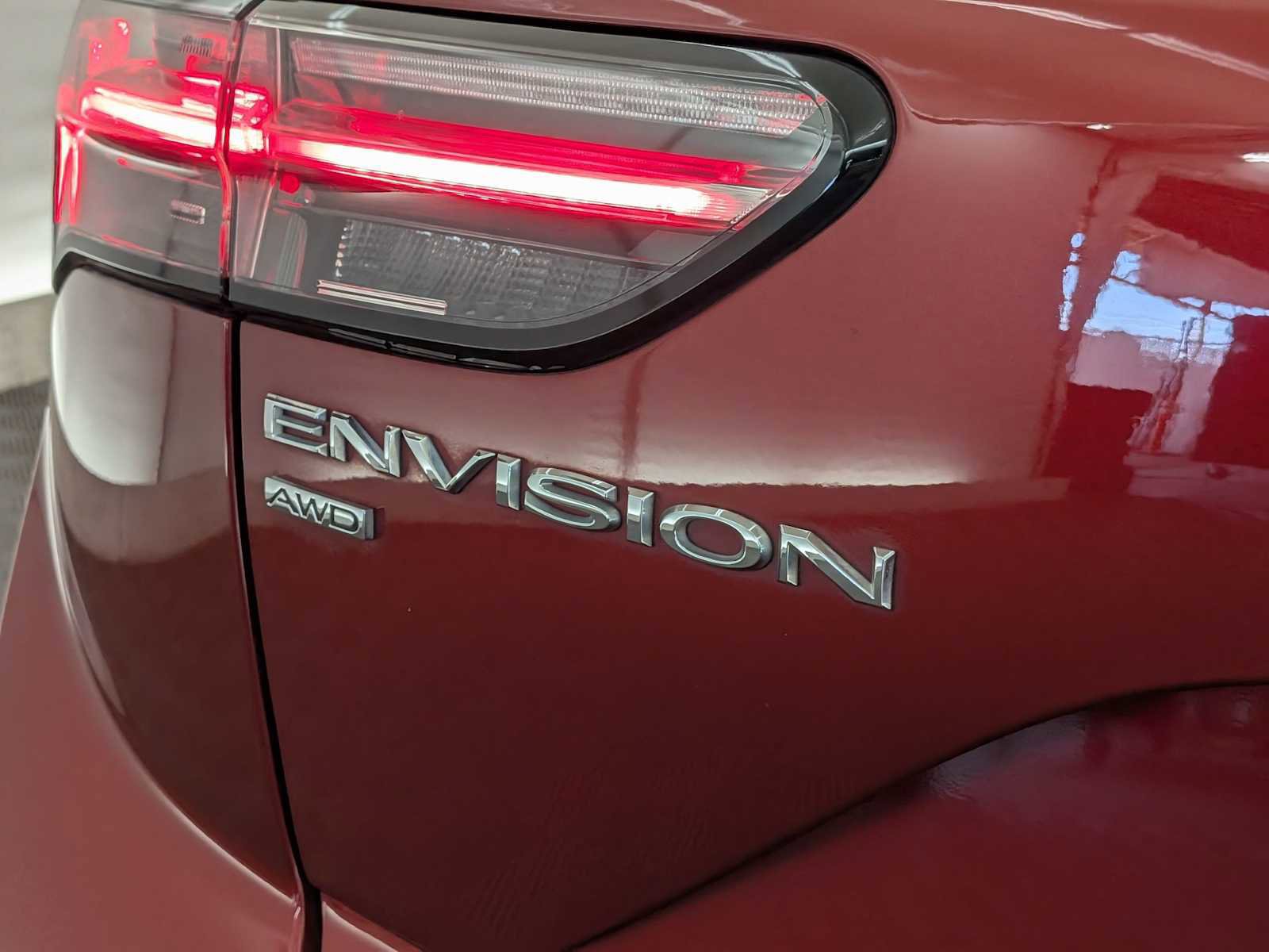 Used 2022 Buick Envision Avenir w/ Technology Package II image 12