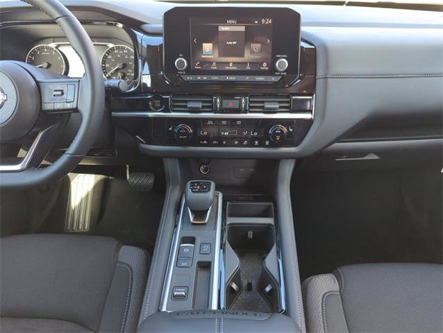 Certified 2025 Nissan Pathfinder SV w/ SV Premium Package image 22