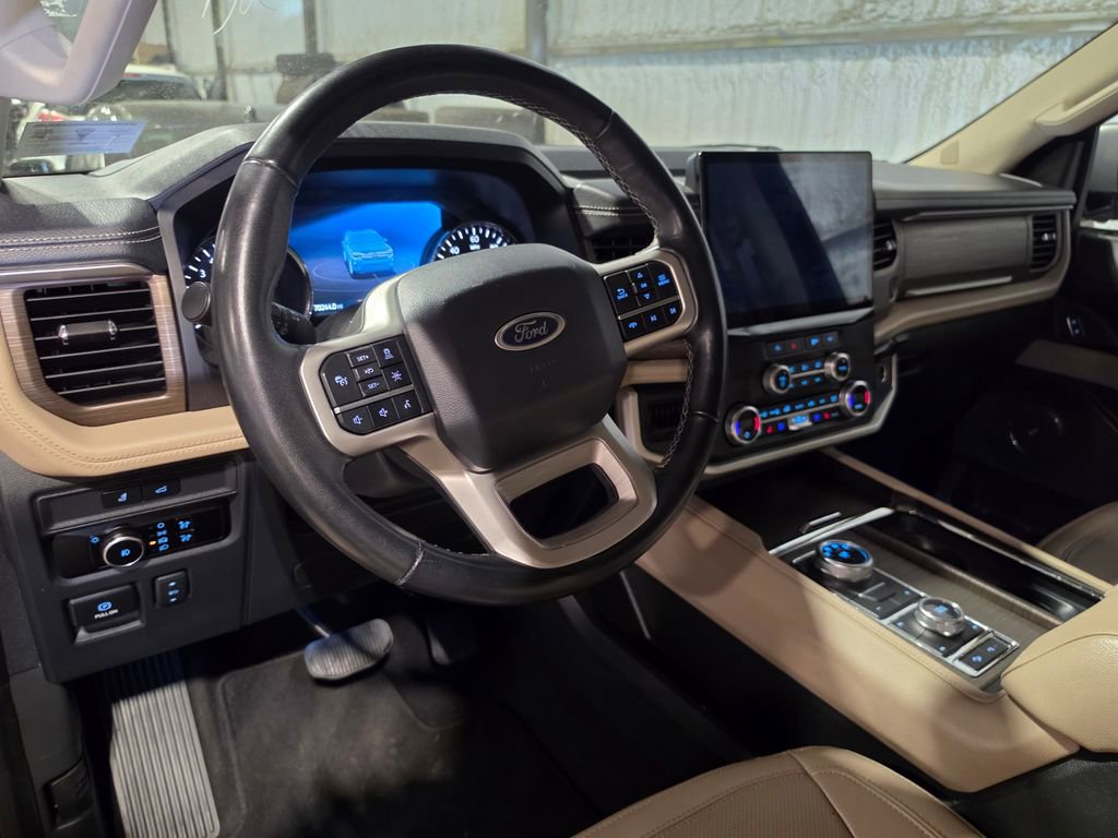 Used 2024 Ford Expedition Max Limited AWD/4WD image 4