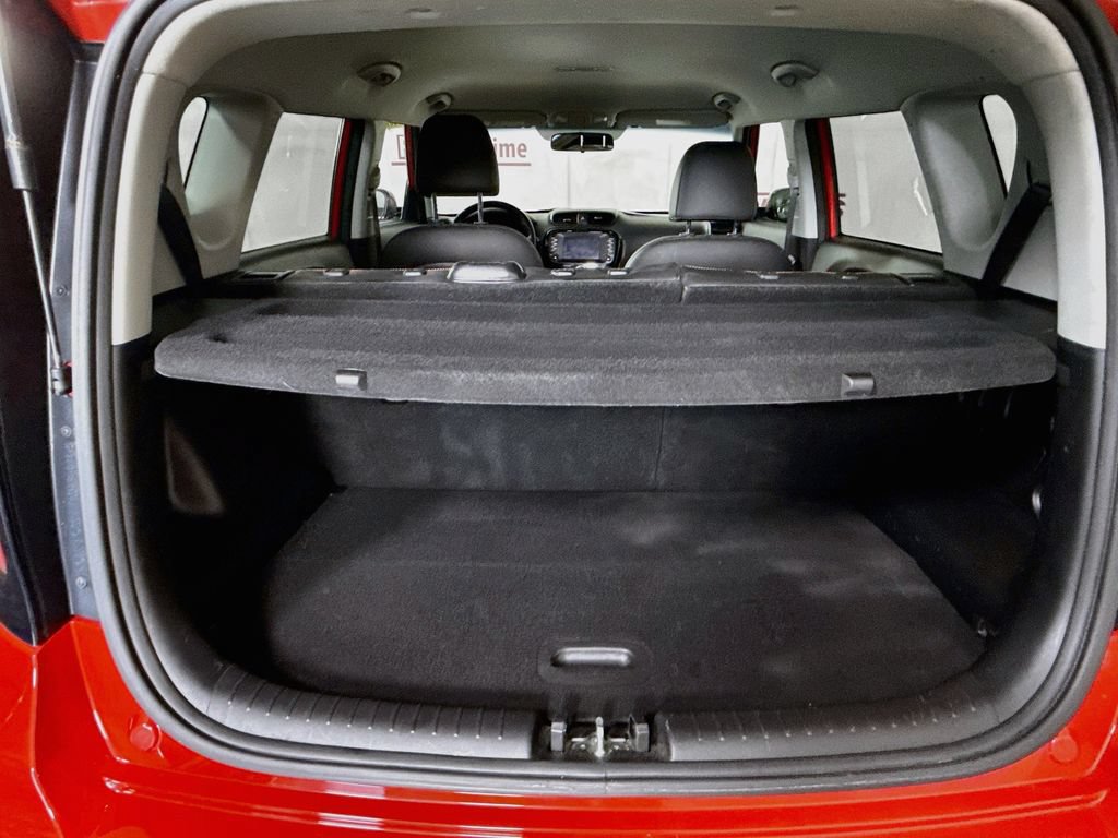 Used 2019 Kia Soul ! FWD image 26