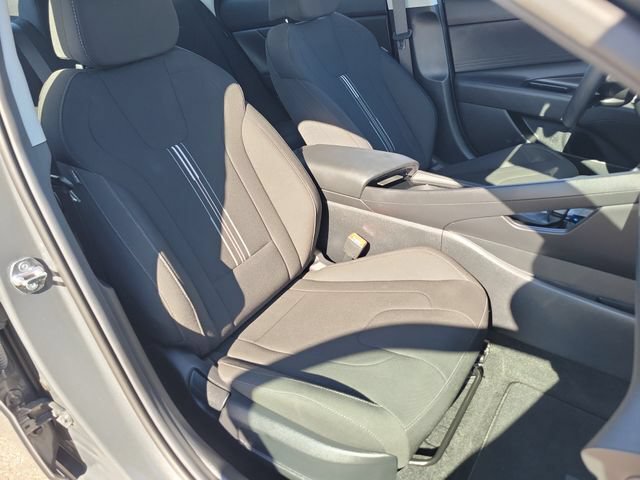Certified 2026 Hyundai Elantra Hybrid FWD image 21