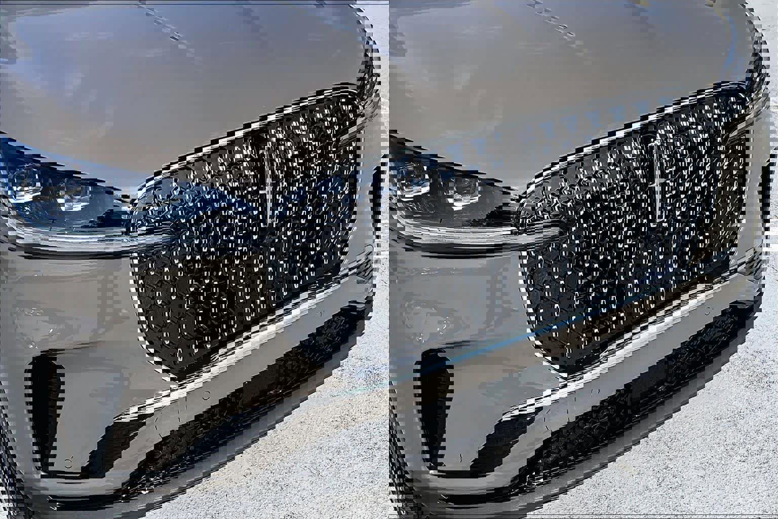 Used 2025 Lincoln Aviator Reserve w/ Equipment Group 201A image 29