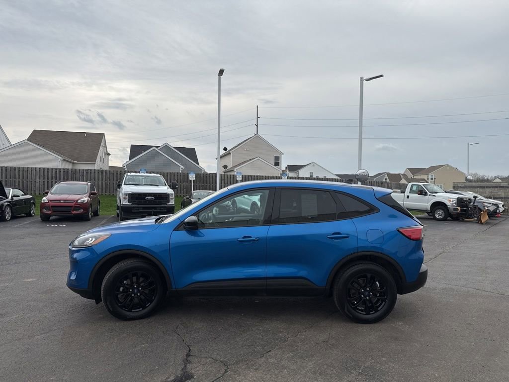 Used 2020 Ford Escape SE Sport image 41