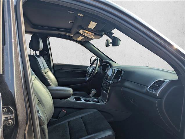 Used 2019 Jeep Grand Cherokee Altitude image 16