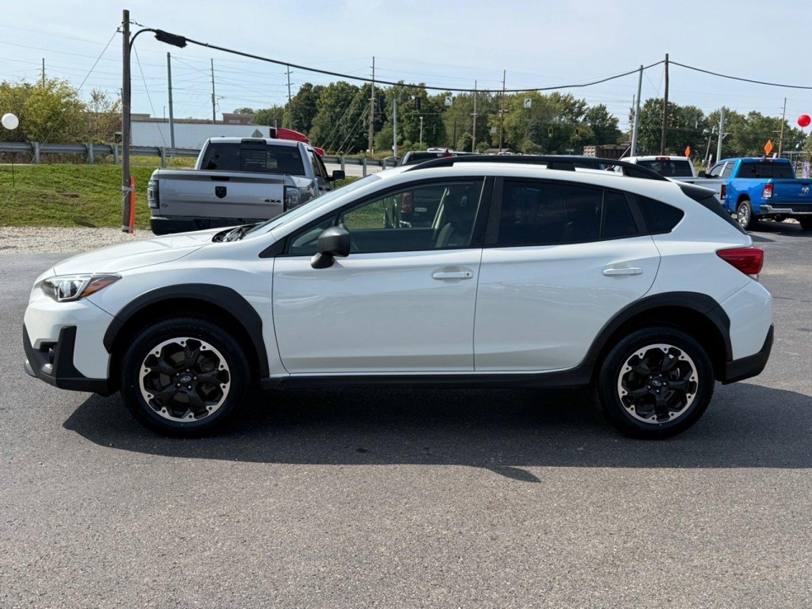 Used 2022 Subaru Crosstrek 2.0i image 5