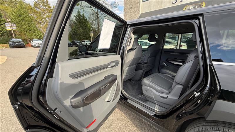 Used 2024 Kia EV9 Light Long Range image 18