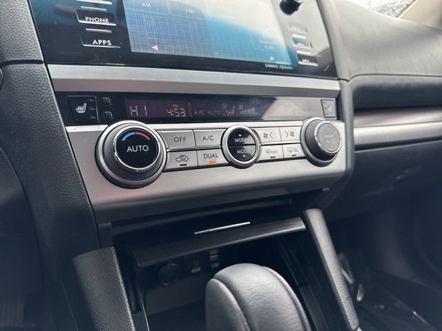 Used 2016 Subaru Legacy 2.5i Limited image 29