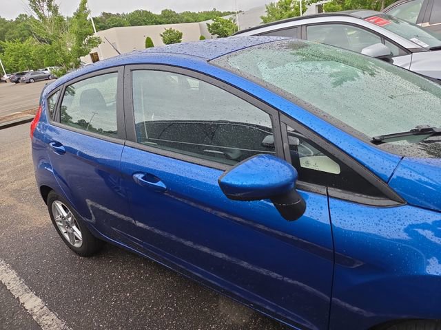 Used 2018 Ford Fiesta SE FWD image 2