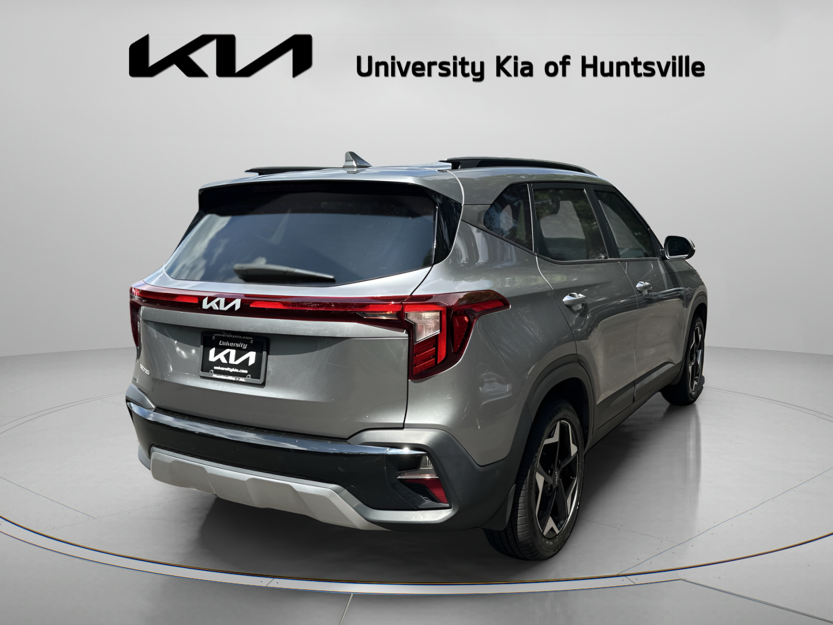 Used 2025 Kia Seltos S FWD image 8
