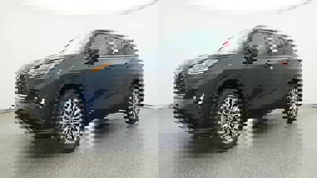 New 2026 Toyota Highlander Platinum image 17