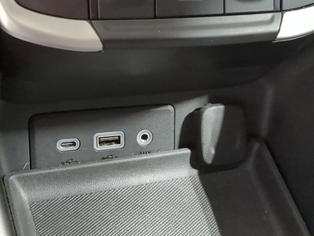 Used 2023 GMC Terrain SLE w/ Driver Convenience Package image 36