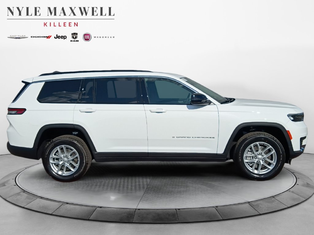 New 2026 Jeep Grand Cherokee L Laredo RWD image 17