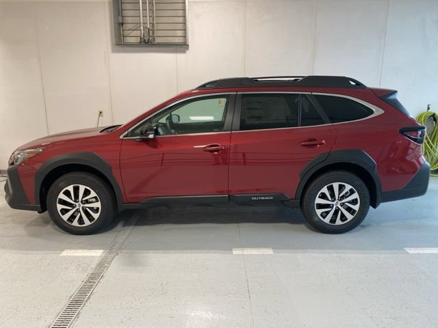 Certified 2025 Subaru Outback Premium AWD/4WD image 9