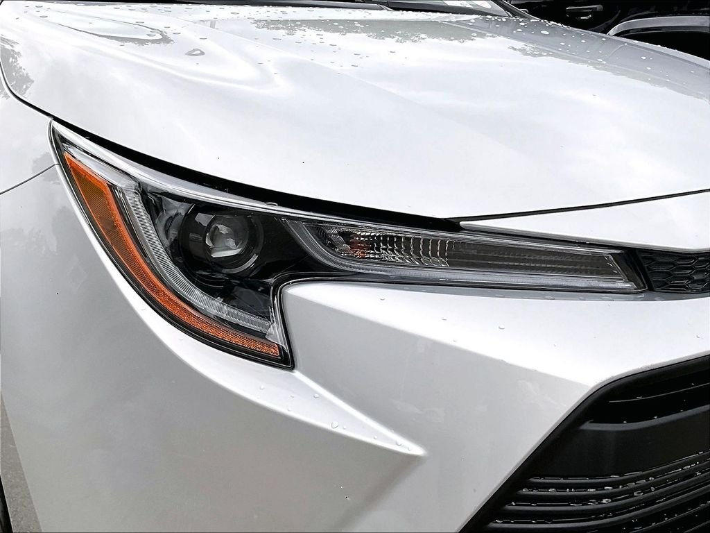 Certified 2023 Toyota Corolla LE FWD image 31