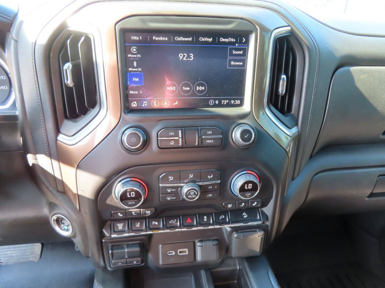 Used 2022 Chevrolet Silverado 3500 High Country w/ Safety Package II AWD/4WD image 34
