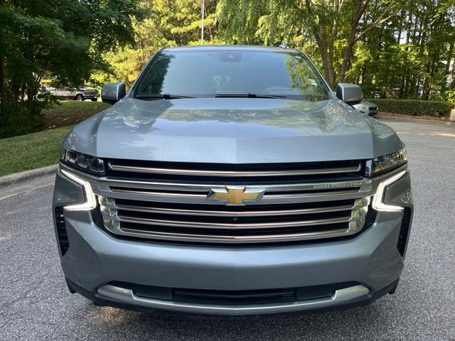 Used 2024 Chevrolet Suburban High Country AWD/4WD image 3