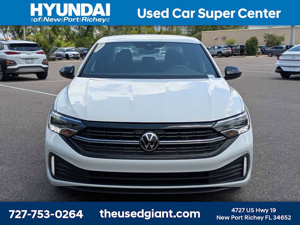 Used 2024 Volkswagen Jetta Sport FWD image 8