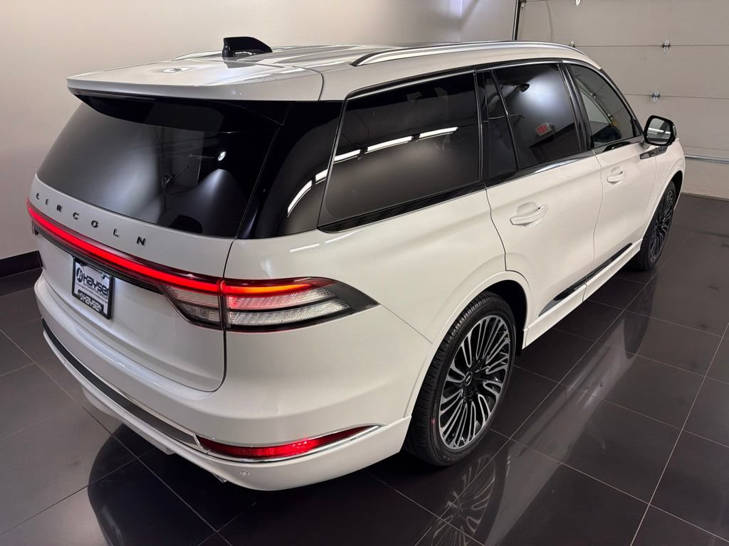 New 2026 Lincoln Aviator Black Label w/ Dynamic Handling Package AWD/4WD image 6