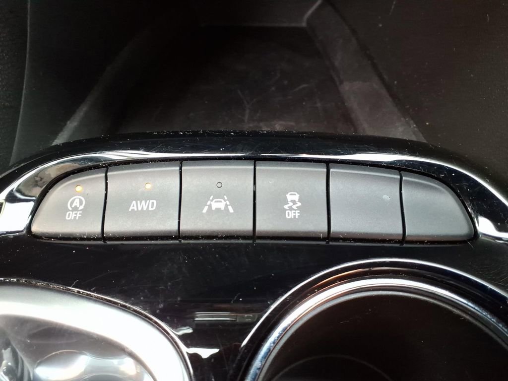 Used 2023 Buick Encore GX Select w/ Safety Package II image 23