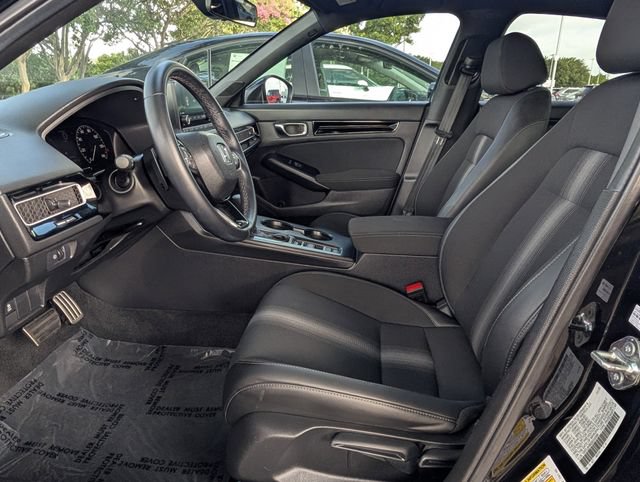 Used 2025 Honda Civic Sport image 25