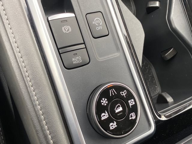 Certified 2025 Nissan Pathfinder SL AWD/4WD image 19