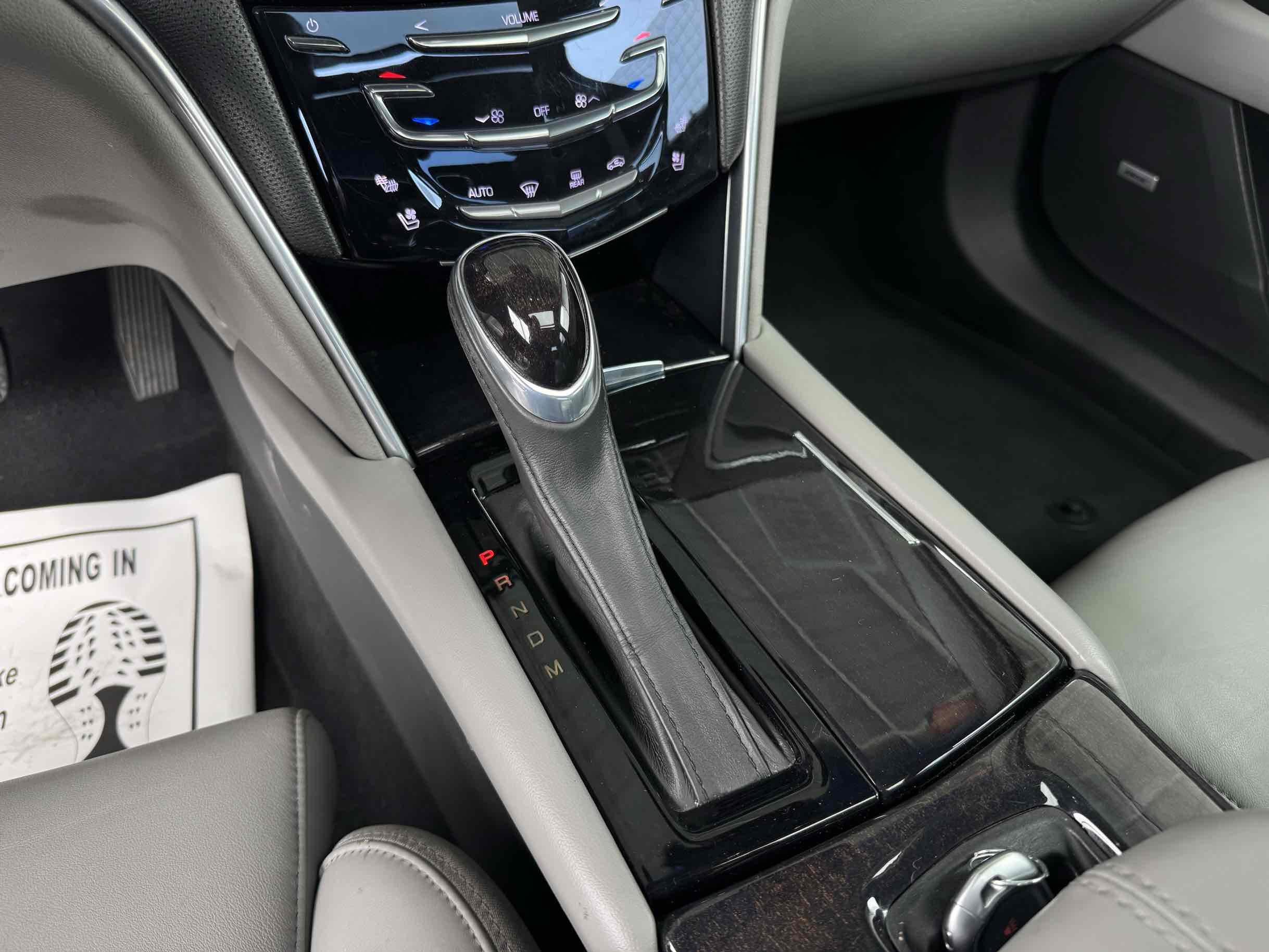Used 2016 Cadillac XTS Premium FWD image 16