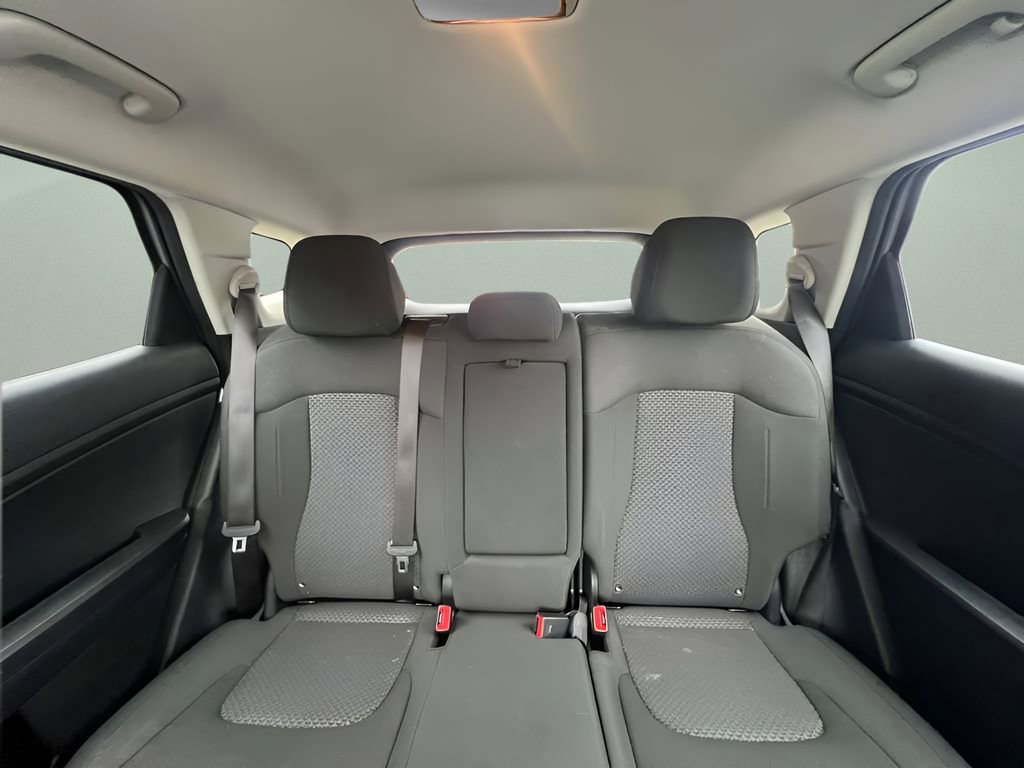 Used 2025 Kia Sportage LX image 16