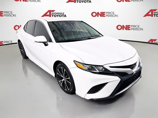 Certified 2020 Toyota Camry SE FWD image 1