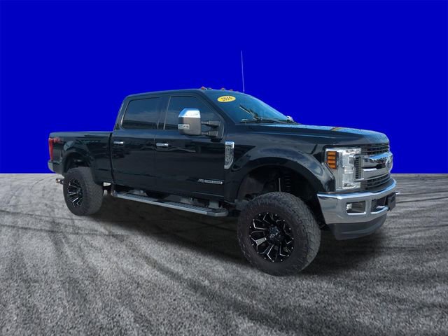 Used 2019 Ford F250 XLT w/ XLT Premium Package AWD/4WD image 2