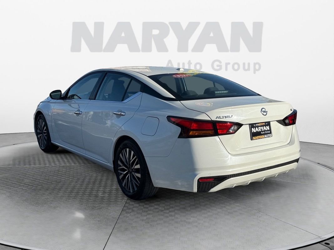 Used 2025 Nissan Altima 2.5 SV image 5