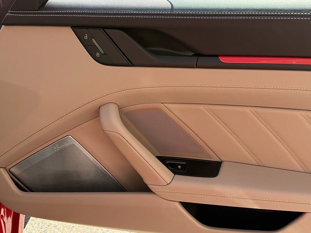 Certified 2025 Porsche 911 Carrera image 24