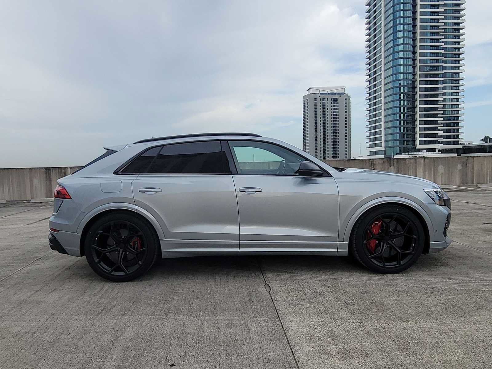 New 2026 Audi RS Q8 performance AWD/4WD image 7