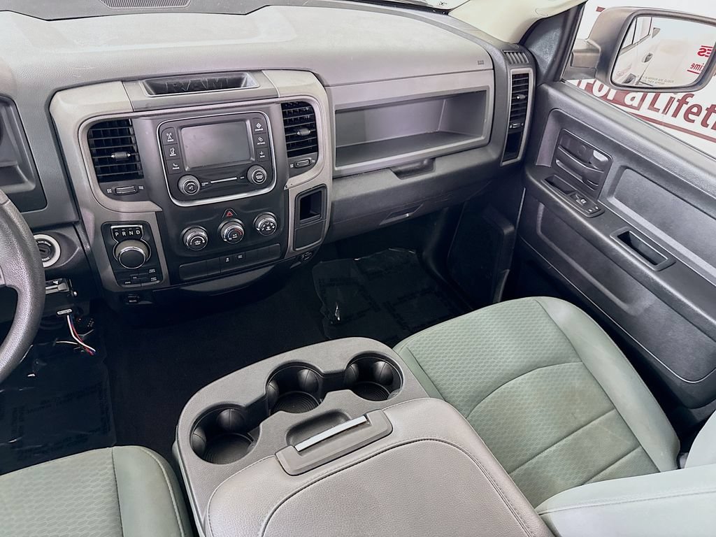 Used 2017 RAM 1500 Express AWD/4WD image 24