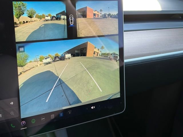 Used 2025 Tesla Model Y Long Range image 15