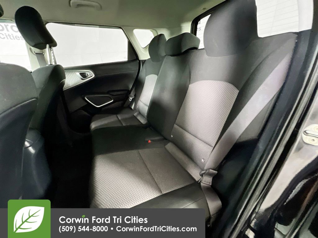 Used 2020 Kia Soul LX image 26