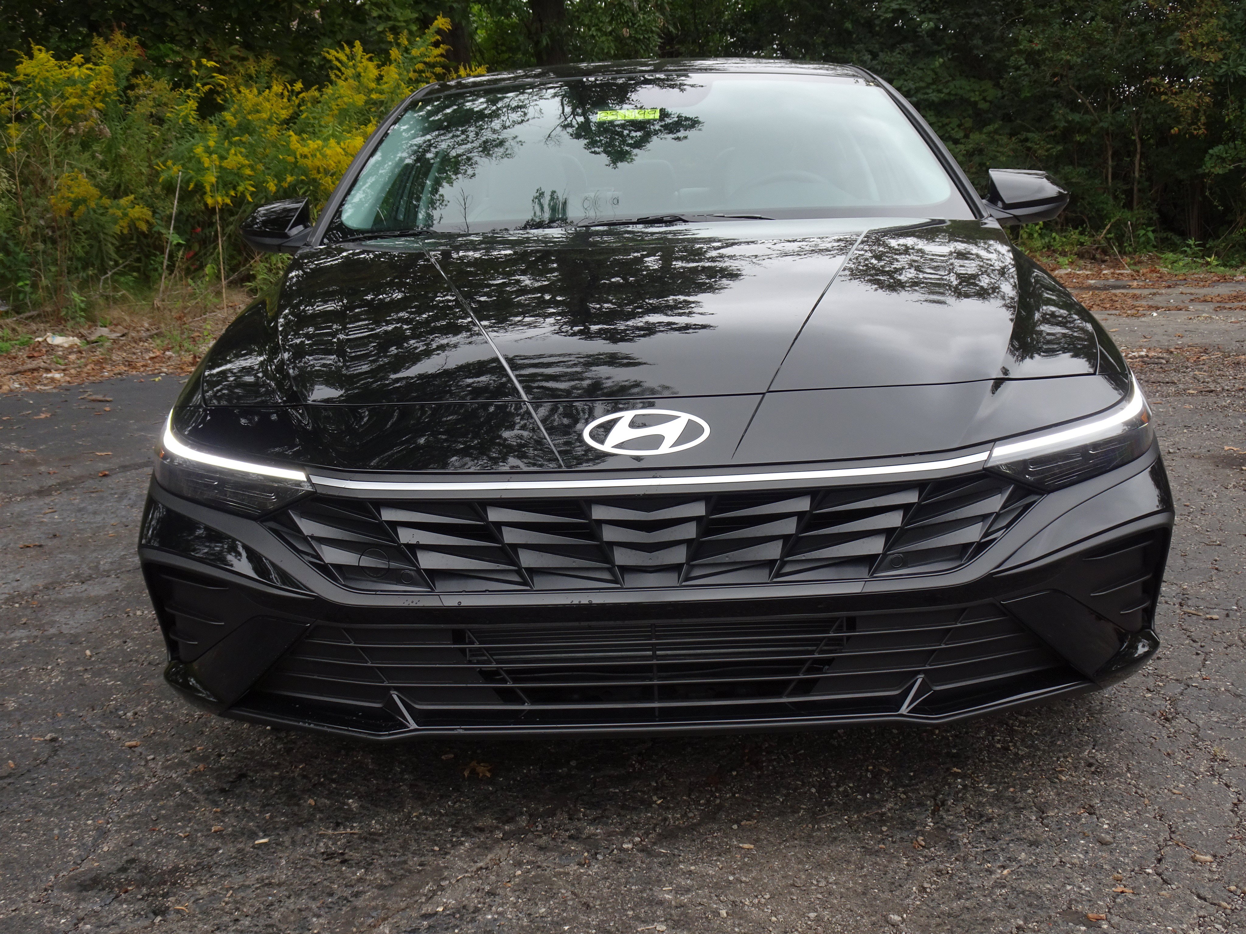 New 2026 Hyundai Elantra SEL Sport FWD image 7