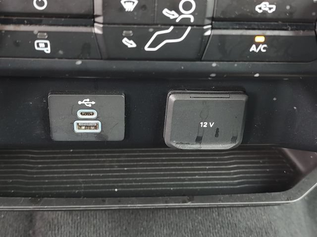 Used 2025 Ford F250 XLT AWD/4WD image 33