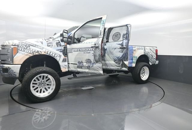Used 2018 Ford F350 Platinum w/ Platinum Ultimate Package AWD/4WD image 35