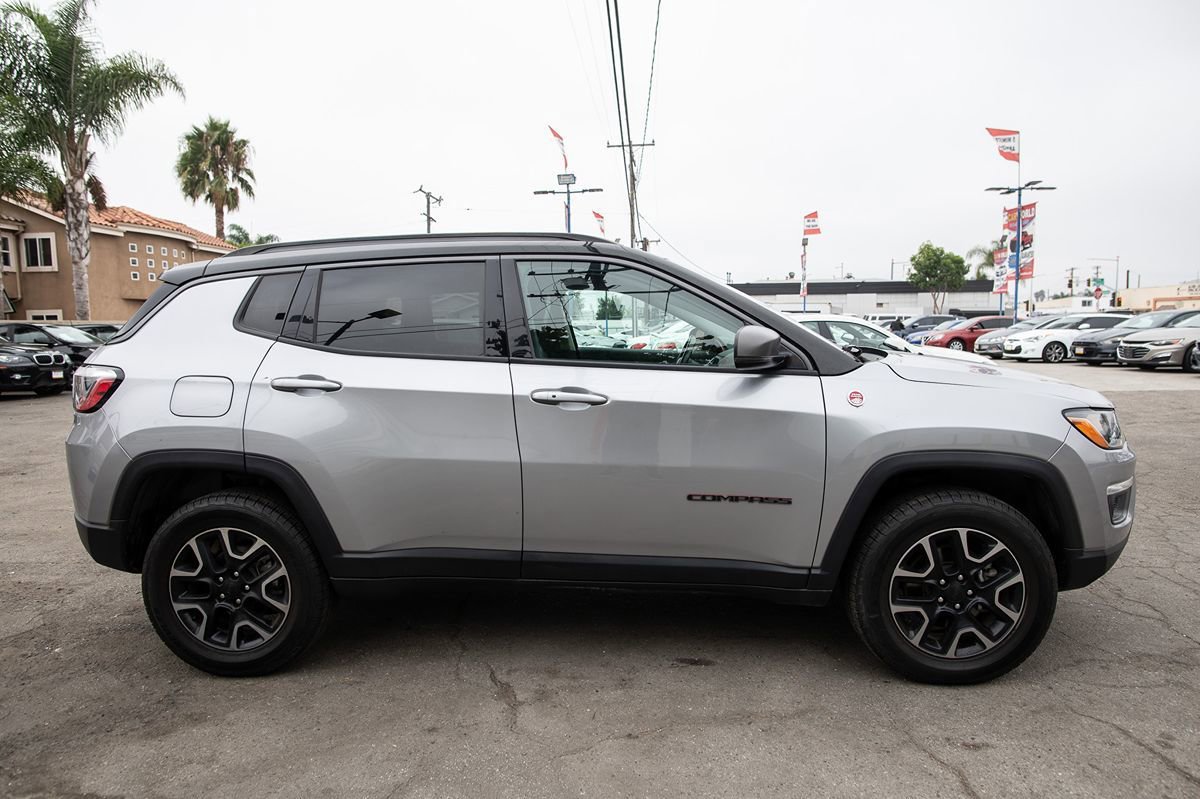 Used 2019 Jeep Compass Trailhawk image 5