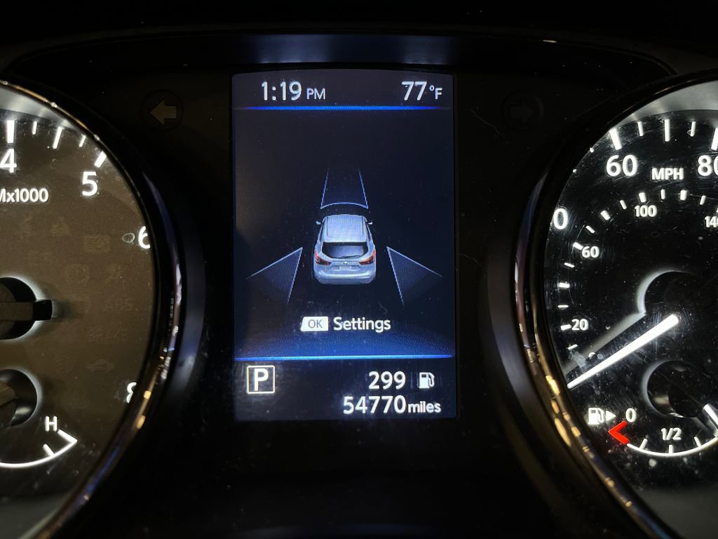 Used 2021 Nissan Rogue Sport SV image 16