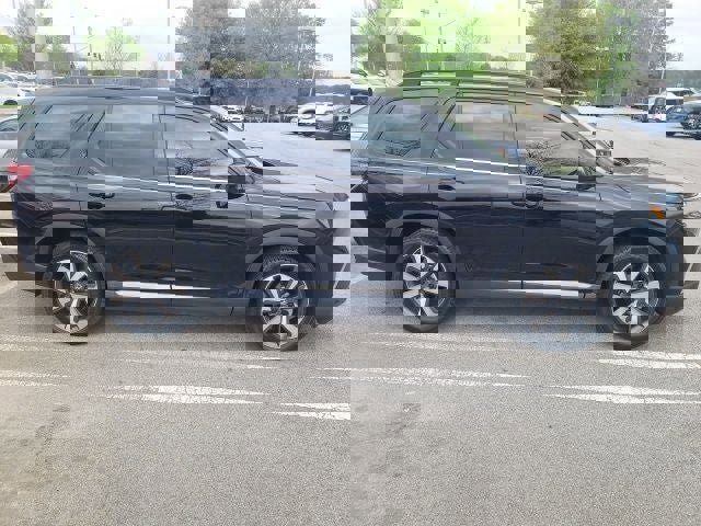 Used 2024 Honda Pilot Touring image 4