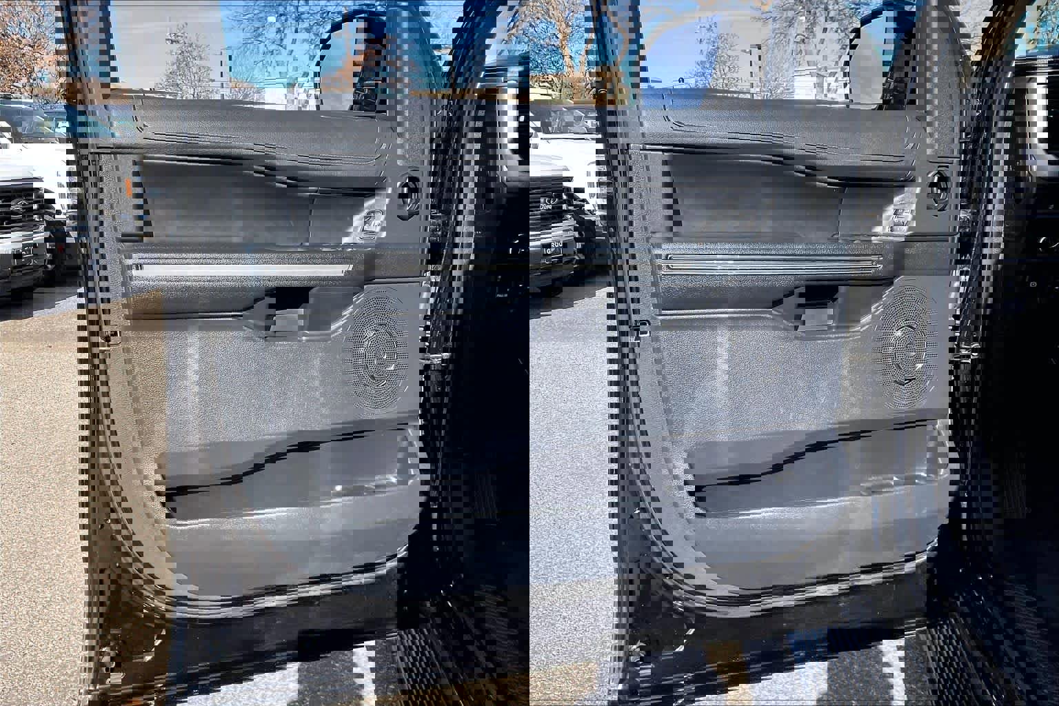 Used 2024 Ford Expedition Max XLT image 20