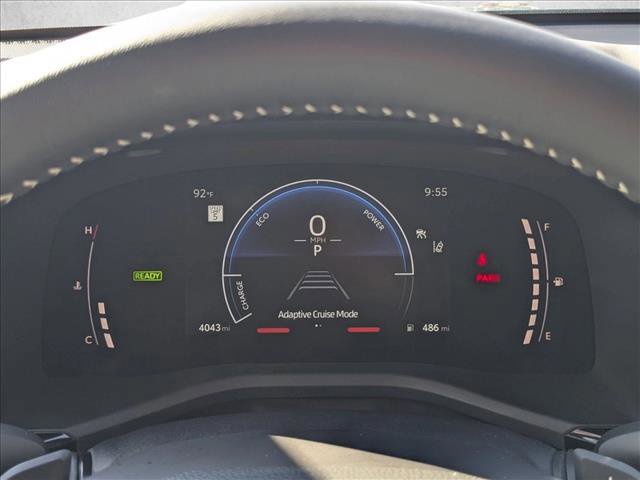 Used 2025 Toyota Camry SE image 12