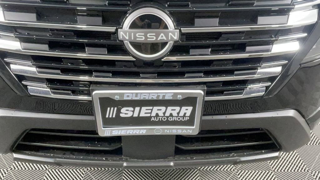 New 2025 Nissan Rogue SV image 10